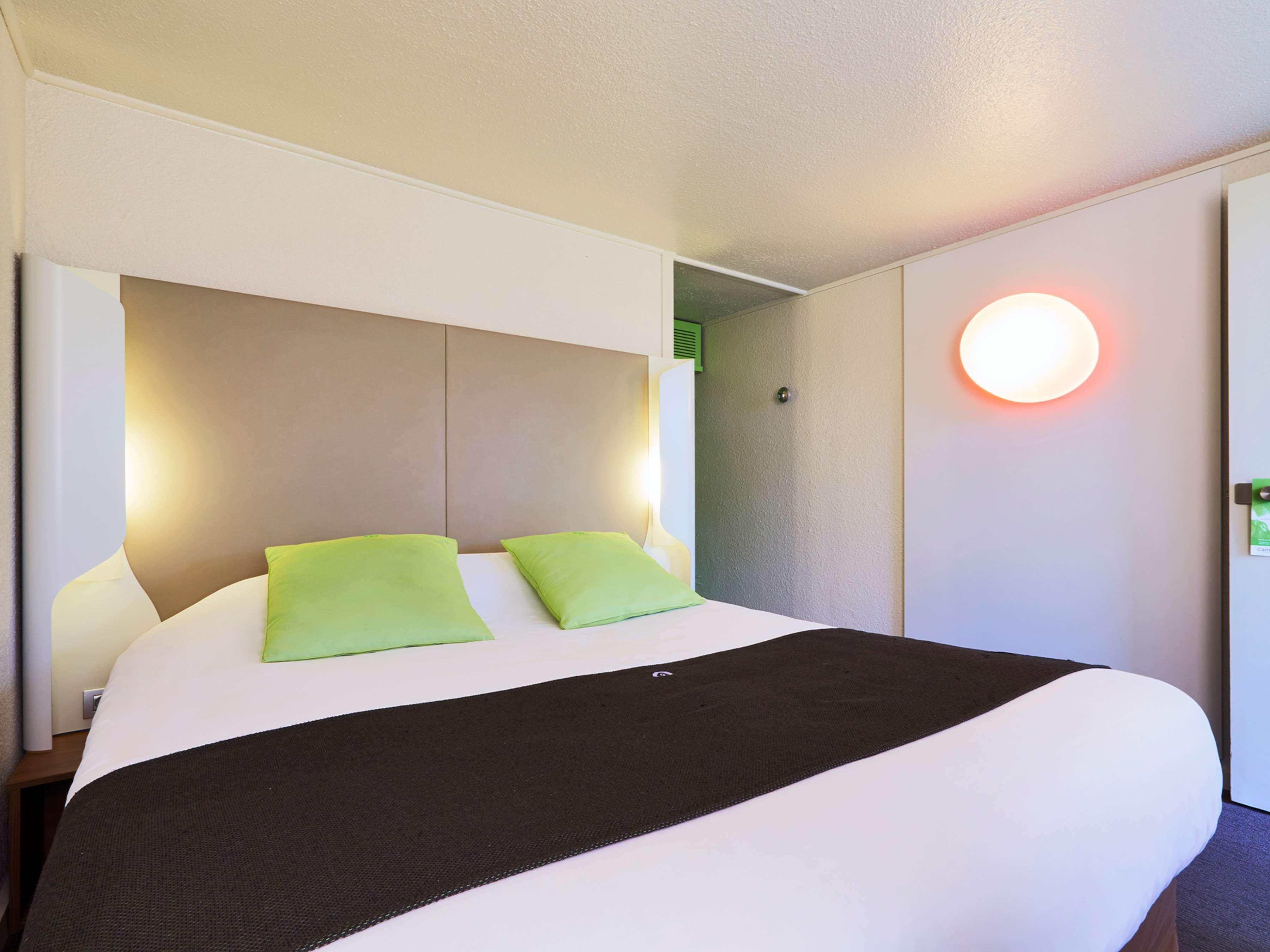 Campanile Montelimar Nord - A7 Sortie 17 Hotel Les Tourrettes Екстериор снимка