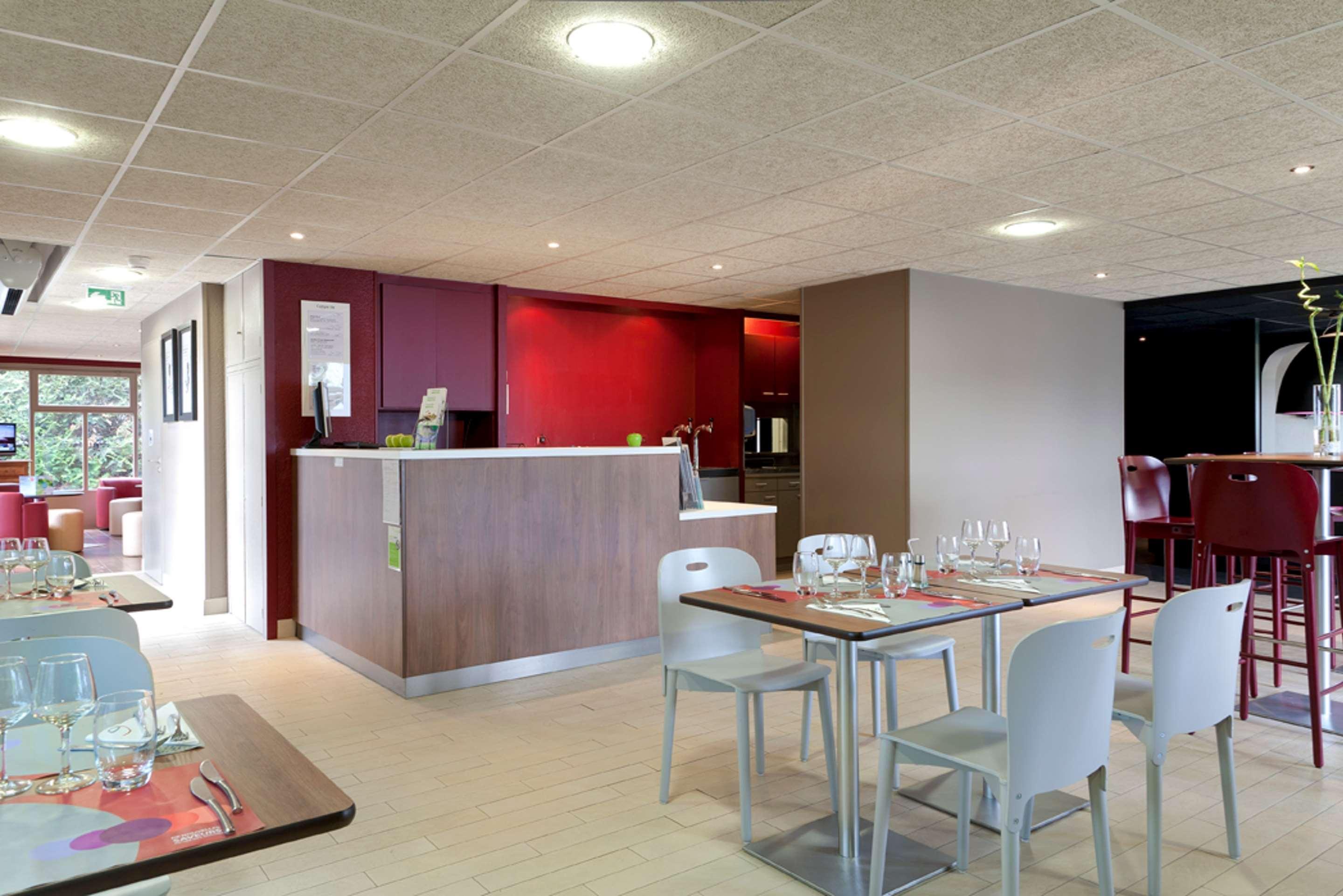 Campanile Montelimar Nord - A7 Sortie 17 Hotel Les Tourrettes Екстериор снимка