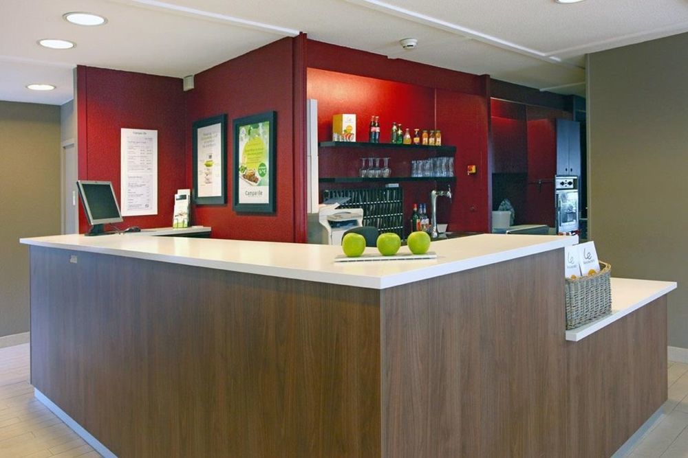 Campanile Montelimar Nord - A7 Sortie 17 Hotel Les Tourrettes Интериор снимка
