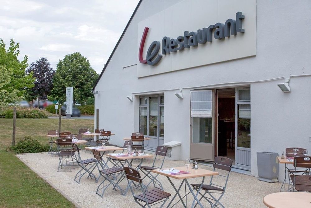 Campanile Montelimar Nord - A7 Sortie 17 Hotel Les Tourrettes Ресторант снимка